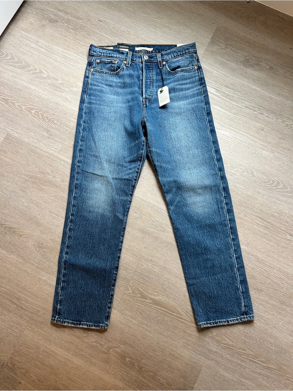NWT Levi’s Wedgie Straight Jeans Size 29